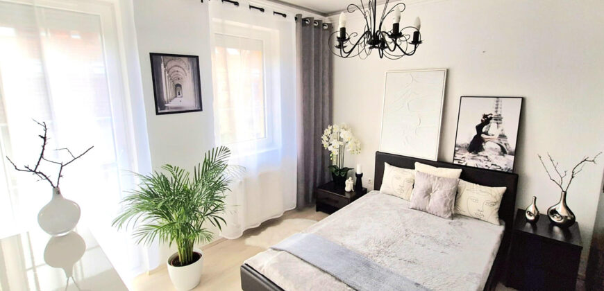 Bright, Modern 3+1 Room Apartment in the Green Belt of District II