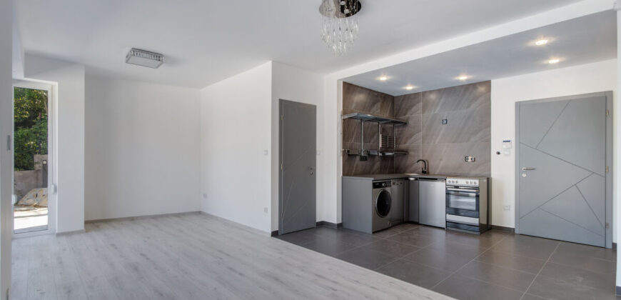 Luxury Living in District II – Premium New Development with Garden & Panoramic Terraces