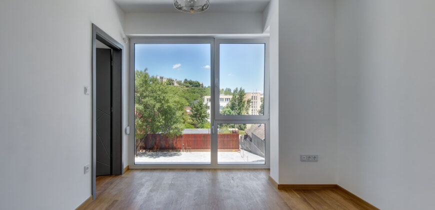 Luxury Living in District II – Premium New Development with Garden & Panoramic Terraces