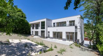Luxury Living in District II – Premium New Development with Garden & Panoramic Terraces