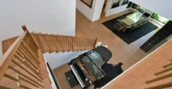 4544 Woodley Ave – Los Angeles