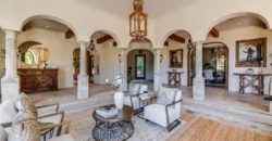 1550 Amalfi Dr – Los Angeles