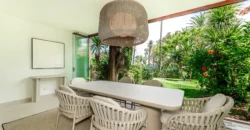 Frontline Beach Townhouse · New Golden Mile, Estepona