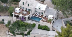 Authentic Stone Estate With Panoramic Sea Views In Brač – Exceptional Investment Or Private Retreat