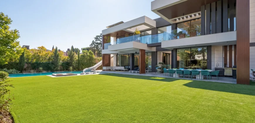 Se Vende Chalet Independiente De Diseño Premium – Madrid