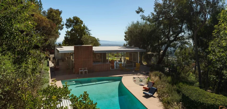 “The Sale House” La By Richard Neutra – Los Angeles