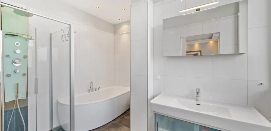 Sophisticated Penthouse Near Mariahilfer Straße – Vienna
