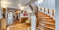Astonishing Luxury Estate Nestled In A Secluded Oasis Of Tranquility, Close To La Mairena.