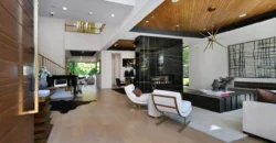 4544 Woodley Ave – Los Angeles