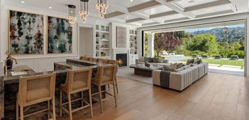 Single Family Home/House Encino  – Los Angeles
