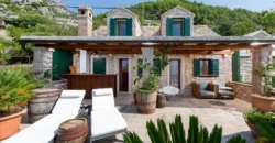 Authentic Stone Estate With Panoramic Sea Views In Brač – Exceptional Investment Or Private Retreat