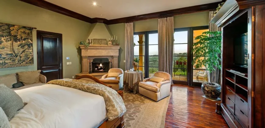 12721 Chalon Rd – Los Angeles