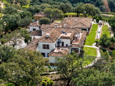 Astonishing Luxury Estate Nestled In A Secluded Oasis Of Tranquility, Close To La Mairena.