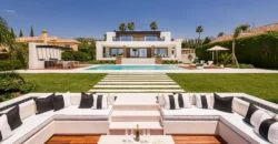 Exceptional Luxury Villa Front Line To The Prestigious Los Naranjos Golf.