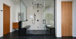 4544 Woodley Ave – Los Angeles