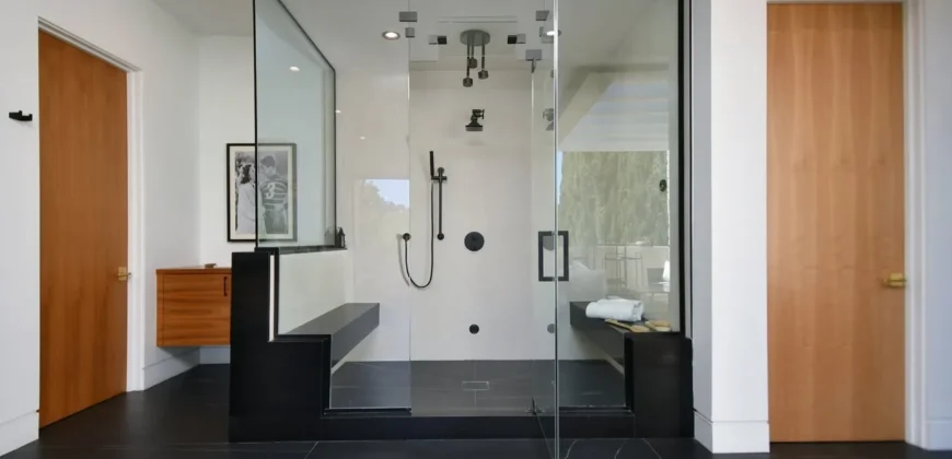 4544 Woodley Ave – Los Angeles