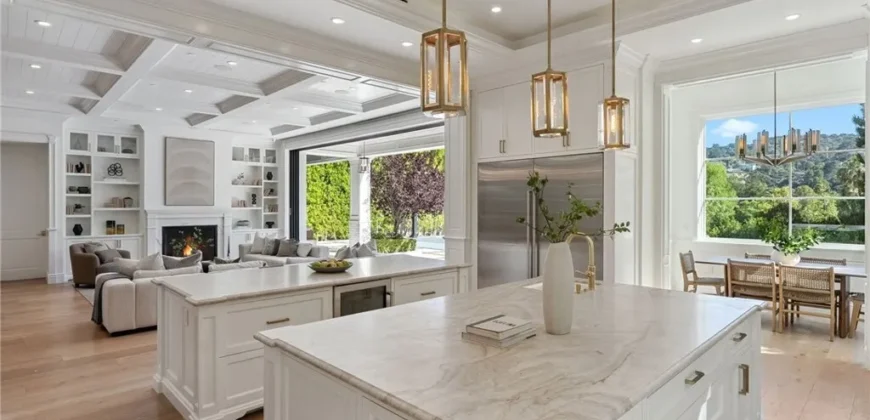 Single Family Home/House Encino  – Los Angeles