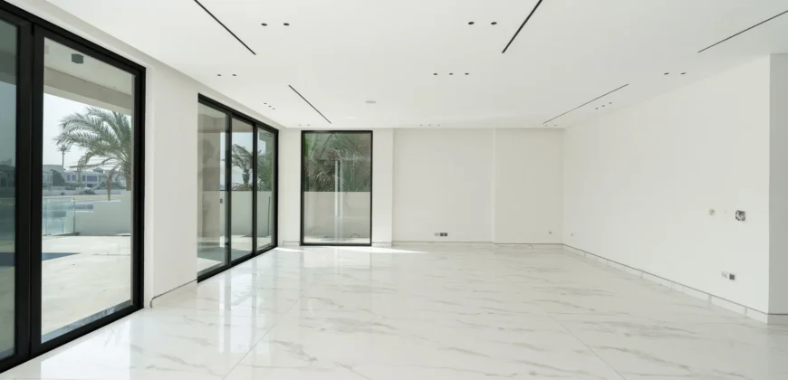 Brand New 5 Bedroom Modern Villa With Roof Terrace – Dubai