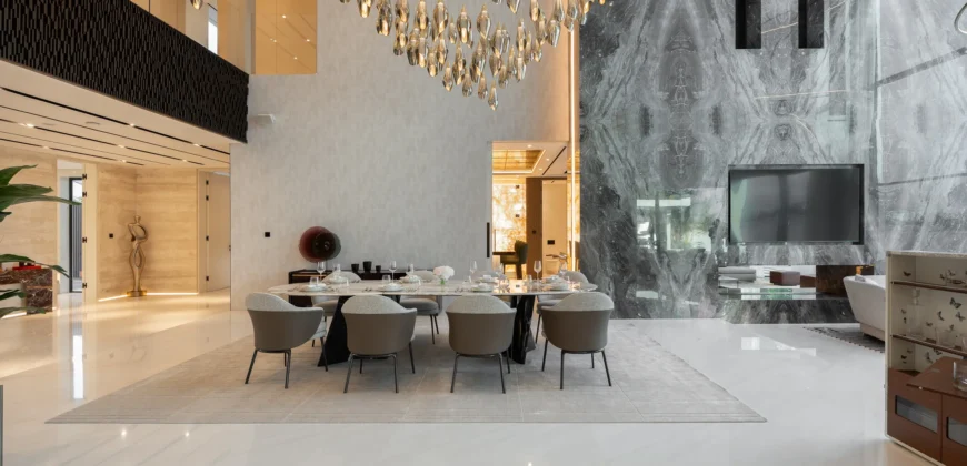 Rare Palm Jumeirah Home With Exceptional Dual Views