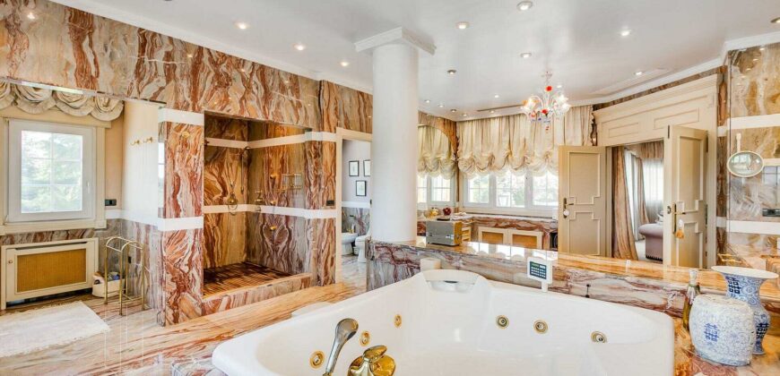 Exceptional Private Residence in One of Madrid’s Most Exclusive Communities