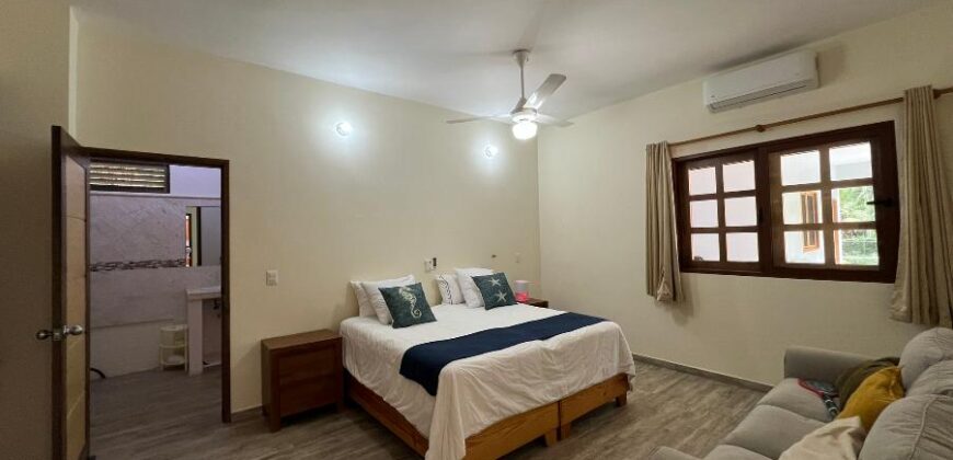 Luxury Villa + 2 Guest Apartments | Pool, Privacy & High Rental Potential, Las Terrenas